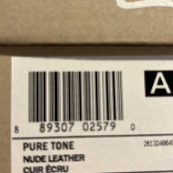 Women’s Clark size 9 shoes - Picture 7 of 7